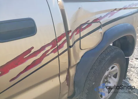 2004 Toyota Tacoma Base V6 z USA, uszkodzony, nr VIN 5TEHN72N24Z336177